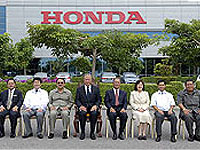 The Governor of Melaka Officially Visits Honda Malaysia's Pegoh Plant